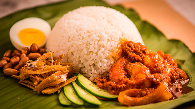 Nasi Lemak comida Penang Malasia