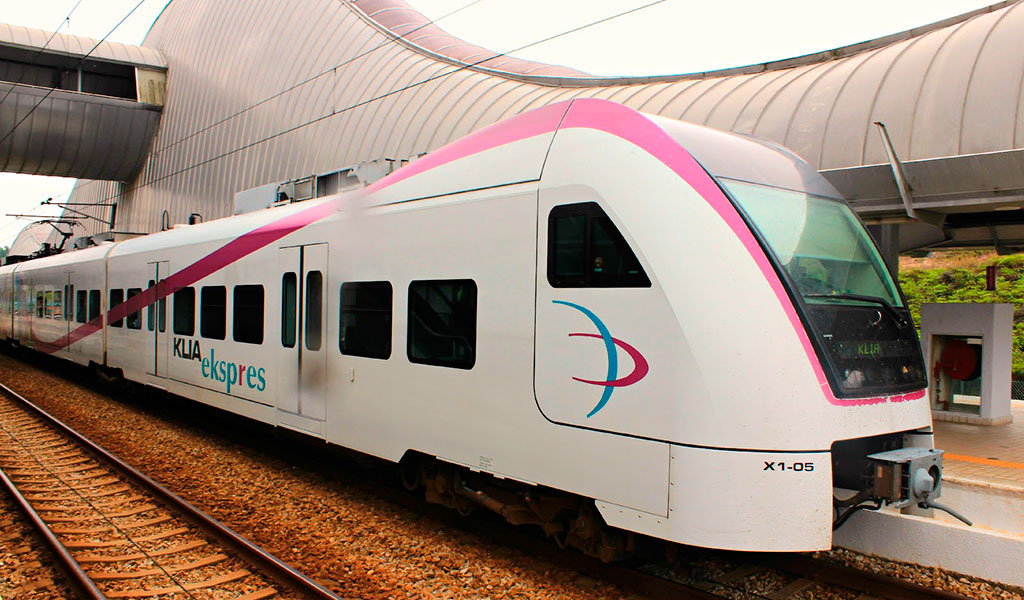 Tren KLIA Ekspres entre el aeropuerto y Kuala Lumpur