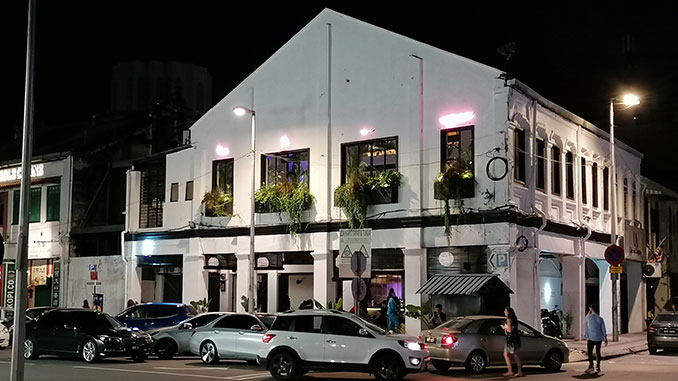 El bar Wild Flowers es nuevo en la noche de Kuala Lumpur 